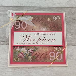 Einladungskarte Einladung zum 90. Geburtstag bordeaux-creme quadratisch Frau nostalgisch