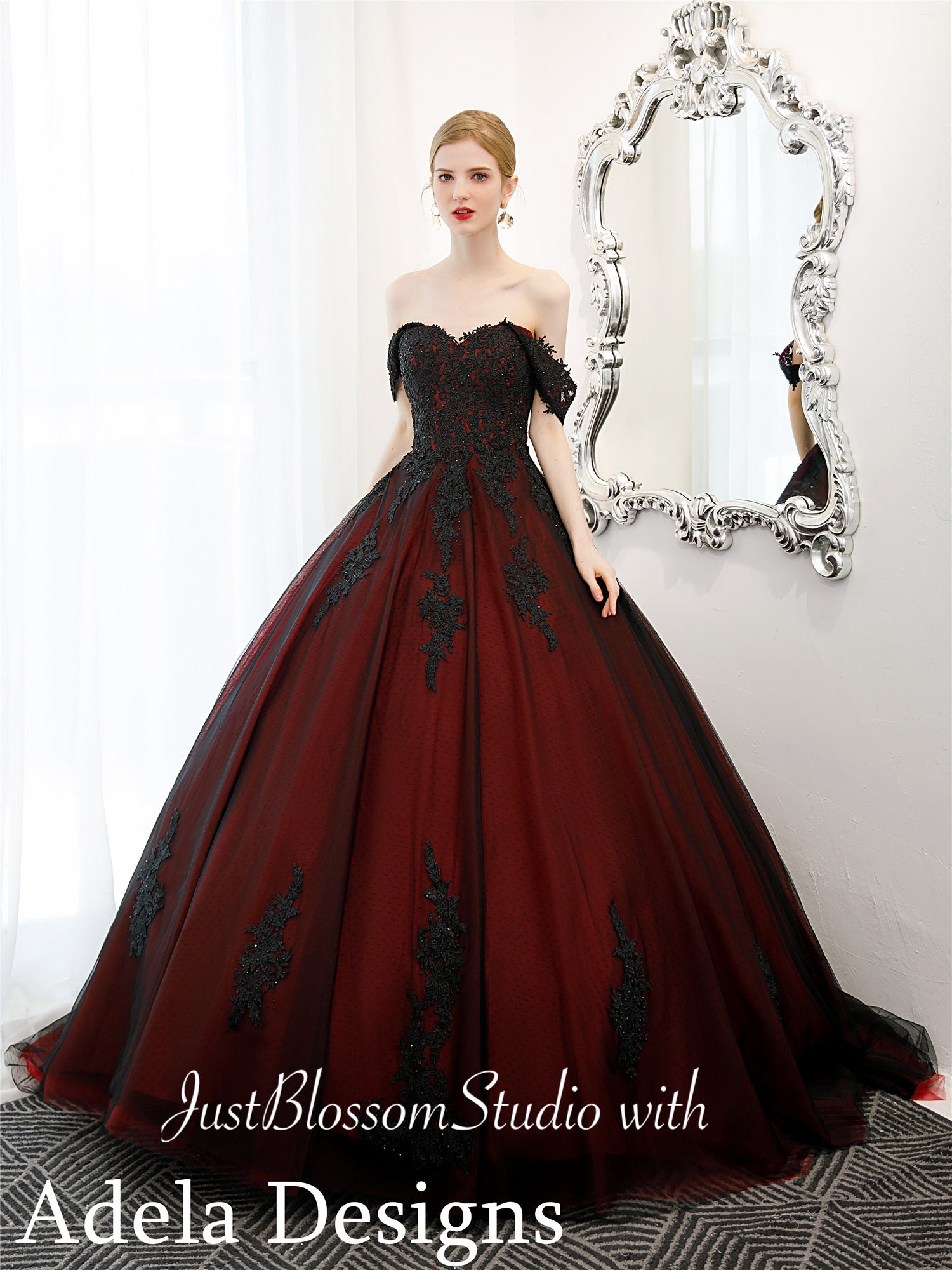 women's dark red and black off the shoulder dress vampire In Love - Gothic spelling out scarlet Velvet Short - M fitted silhouette Adult Black and Red Vampire