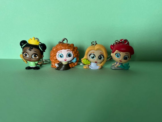 Young Princesses - Disney Doorable Keychains