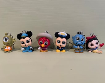 Round The World - Disney Doorable Keychains