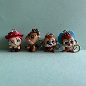 Dude Ranch - Disney Doorable Keychains