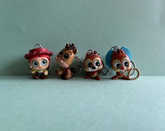 Dude Ranch - Disney Doorable Keychains