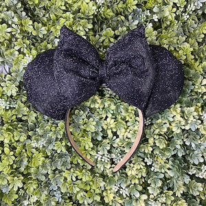 Black sparkly Minnie Mouse ears, Minnie Disney ears, Disney headband, Mickey Mouse ears, Minnie Mouse headband, Disney accessories, black