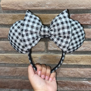 Gingham Black and White Minnie ears, Disney accessories, Minnie ears, Disney headband, Minnie Mouse headband, Mouse ears, black and white