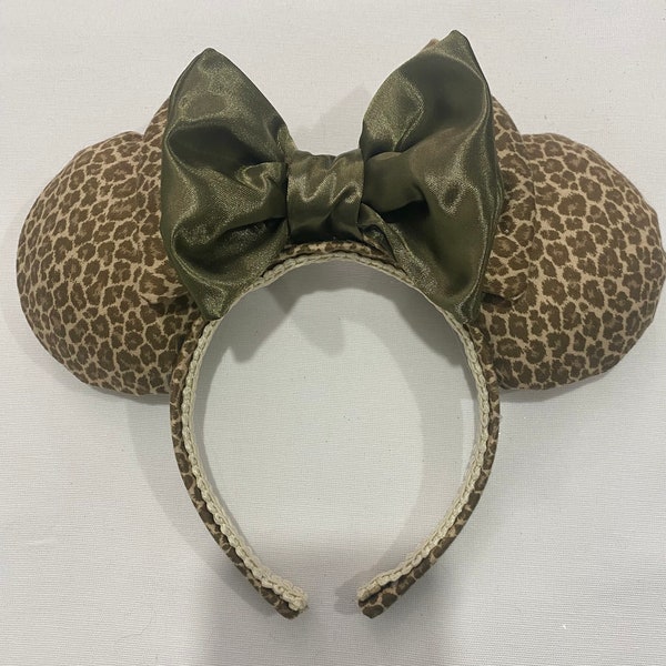 Animal print Double Bow Minnie Mouse ears, Disney ears, Disney headband, Green Minnie ears, Minnie Mouse headband, Animal Kingdom cheetah