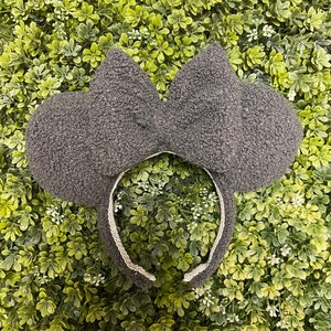 Dark gray Sherpa Minnie Mouse ears, Minnie Christmas ears, Disney headband, sherpa minnie ears, Minnie Mouse headband, fuzzy mouse ears