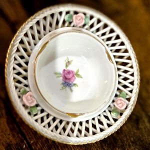 Vintage Japanese Kasuga Porcelain Ashtray, ring bowl, white lattice & pink flowers, grandma core, rare