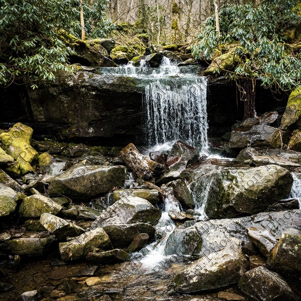 Smoky Mountains Waterfall digital download - Horizontal, 4 ratios included - High-resolution JPGs 300 dpi
