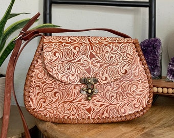 Leather Hand-Tooled Embossed Mexican Floral Purse / Handmade / Artesanal