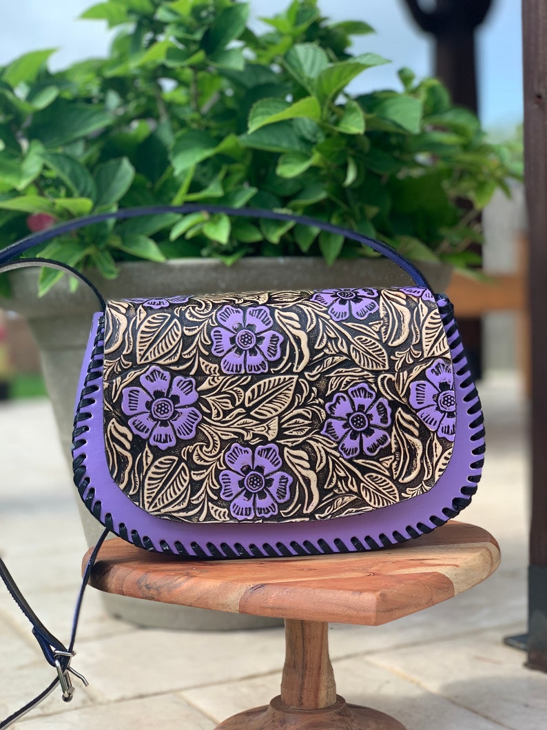 Leather Hand-Tooled Crossbody Handbag, Embossed Mexican Leather Purse, Bolsa de Piel Mexicana, Bolsa Artesanal, Handstitched Leather Bag image 1