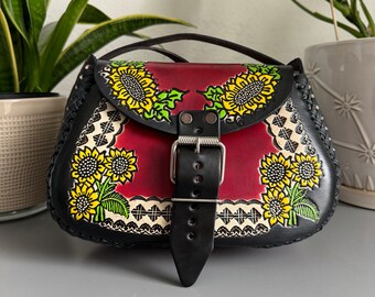 Leather Hand-Tooled Embossed Mexican Floral Sunflower Purse / Handmade Bag / Artesanal