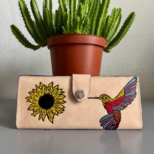 Carteira de couro feita à mão, carteira de couro artesanal genuíno com estampa de beija-flor e girassol, couro mexicano Colibri Moderno