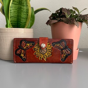 Hand Tooled Leather Wallet, Genuine Handmade Artisan Leather Sunflower and Butterfly Wallet, Mexican Moderno De Piel image 5