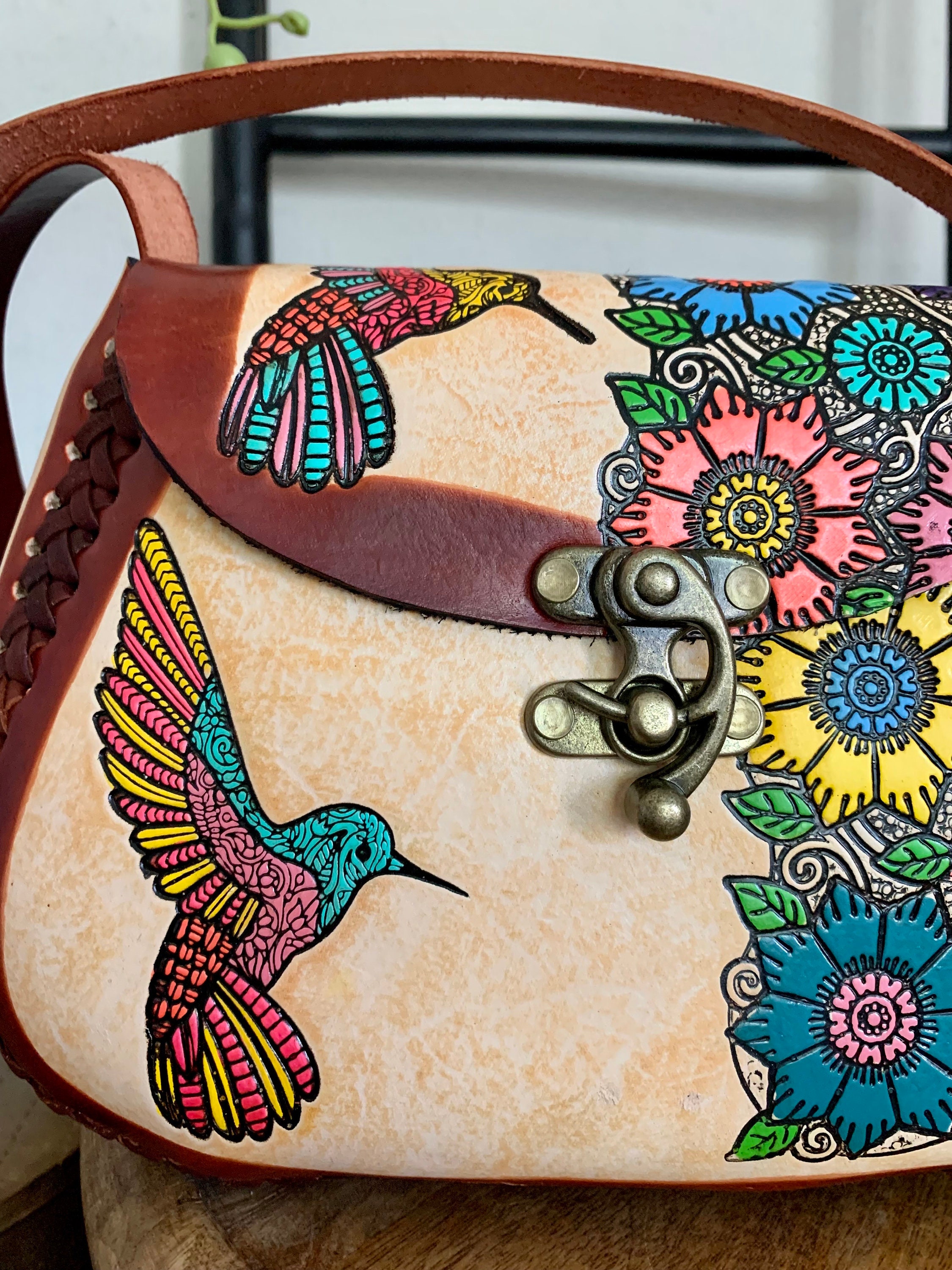 Handmade Mexican Tooled Leather Backpack - Hand Painted Hummingbird Design Hummingbird Mexican Leather Purse – Ilumina Mi Corazon main image 2