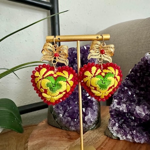 Embroidered Heart Earrings, Traditional Mexican Earrings, Artisan Earrings, Artesania Mexicana, Mexican Independence Earrings