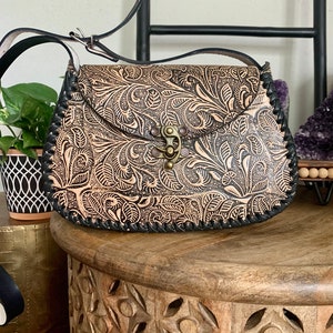Leather Hand-Tooled Embossed Mexican Floral Purse / Handmade / Artesanal