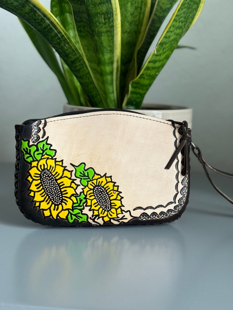 Bracelet floral tournesol en cuir repoussé à la main, sac en cuir mexicain véritable image 3