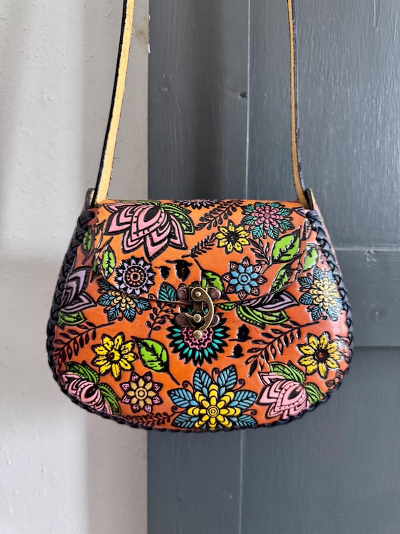 Hand Tooled Leather Crossbody Purse – Floral Mexican Artisan Bag, Adjustable Strap