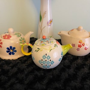 Vintage 1 Person sweet Teapots