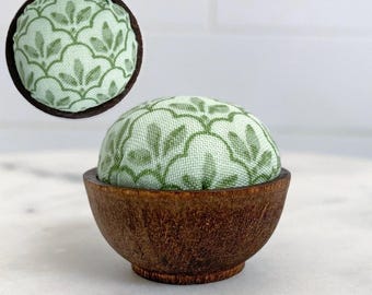 Mini Needle Sharpening Pincushion; filled with emery sand.