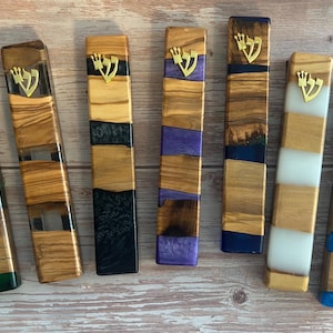 Mezuzah with Resin  colorful – Olive Wood Mezuzah for Doorway, Jewish Wedding Gift, Judaica Mezuzot