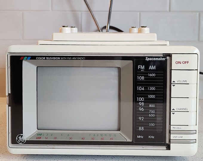 1989 GE Spacemaker Television Model # 7-7660A, Tv/radio Combo - Etsy