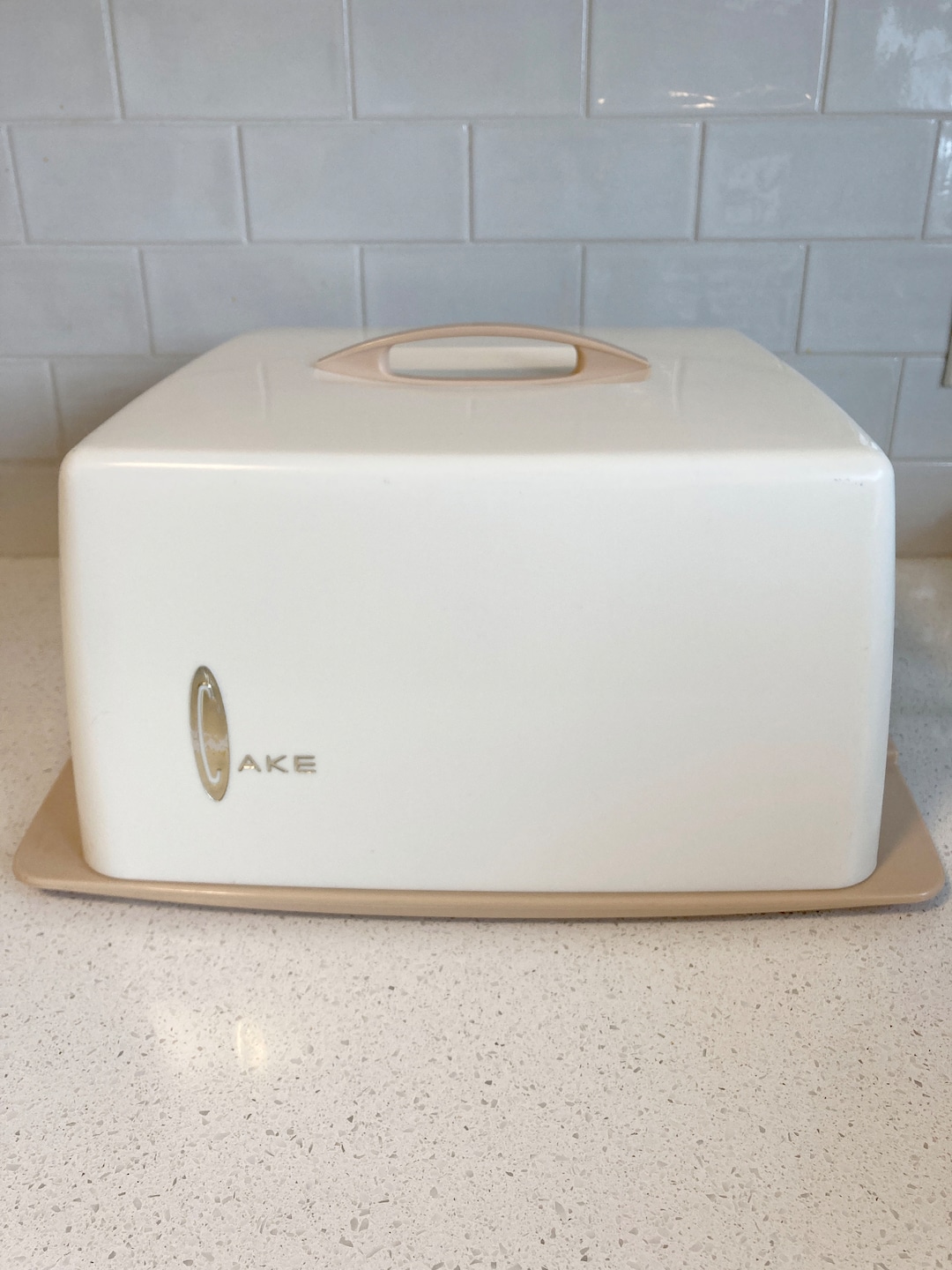 Vintage Cake Carrier Rubbermaid Cake or Pie Safe 1960s Rare Etsy