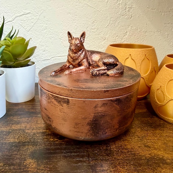 Shepherd | Handmade Dog Urn 0.3 Liter | Exact Urn in Photo