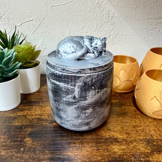 Sleeping Cat Urn – 0.3 Liters | Exact Urn in Photo