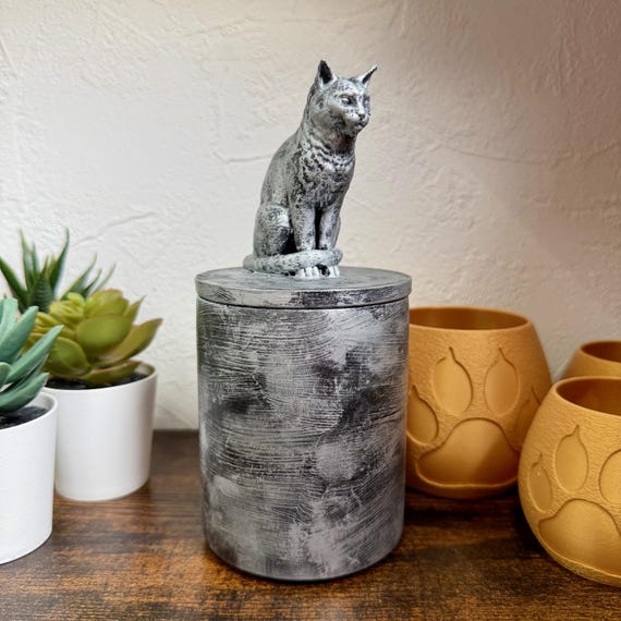 Handmade Sitting Cat Urn – 0.25 Liter | Exact Urn in Photo