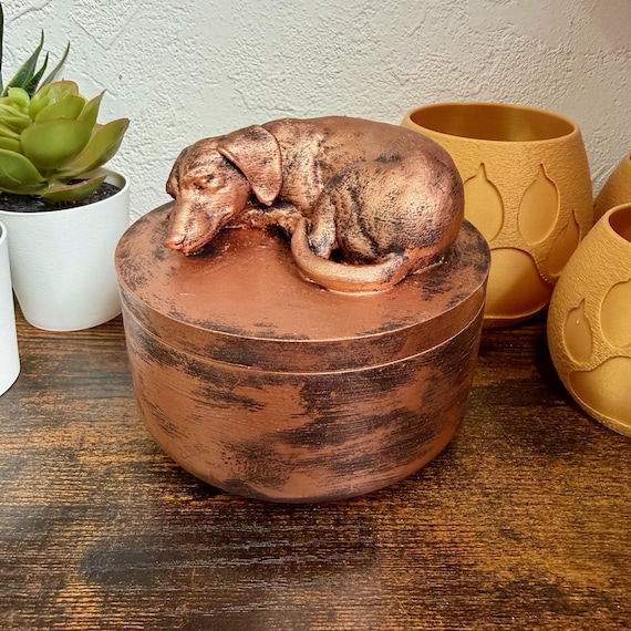 Dachshund Urn – 0.3 Liter | Handmade Dog Urn | Exact Urn in Photo