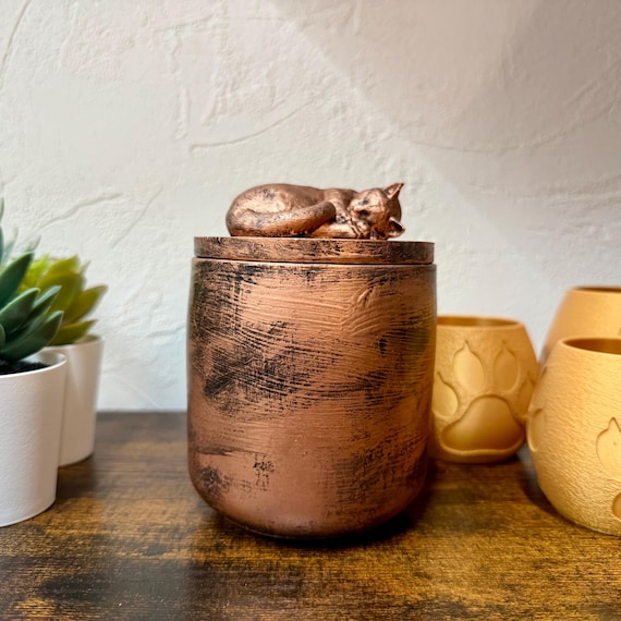 Sleeping Cat Urn – 0.3 Liters | Exact Urn in Photo