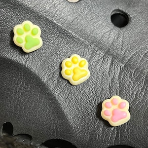 Paw Print Shoe Charm