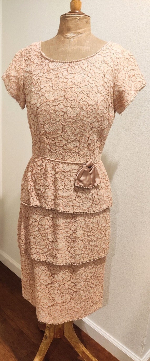 Vintage Peach Lace Dress - 1950s - image 1