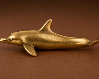 Figura de delfín de latón, mini decoración de animales marinos, pequeño adorno de escritorio, regalo.