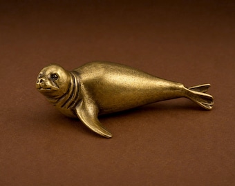 Figura de foca de latón, mini estatua de animal marino, decoración náutica para escritorio, pequeño objeto coleccionable del océano, adorno vintage de latón para estante.