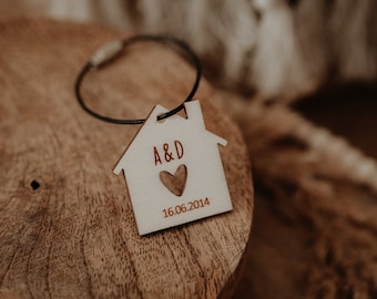 Keychain house personalized with initials and date