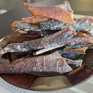 Oregon Salmon Skin "Bark"