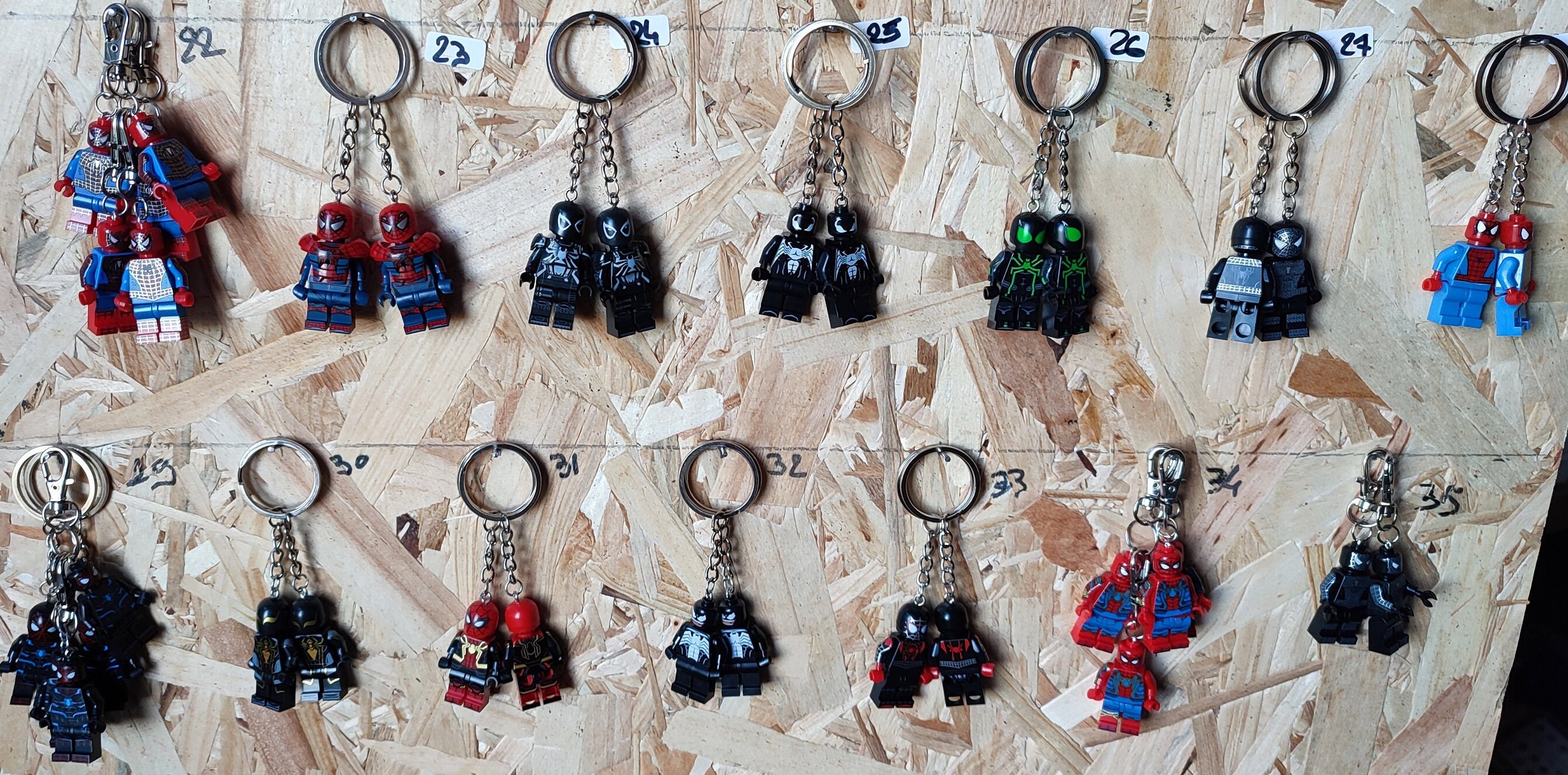 KeraLi Cartoon Spider-Man Iron Man Schlüsselanhänger, Autoanhänger, kleines  Geschenk