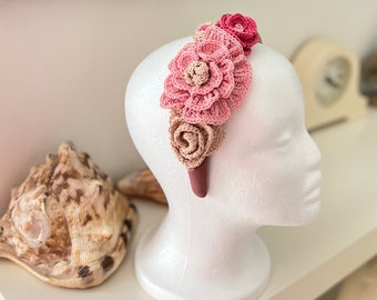 Crochet flowers headband, wedding/graduation headpiece, fascinator