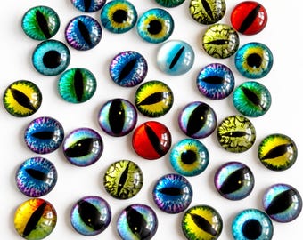 Mini eye beads , pupil cabachon snake / mini eyes / resin eye / Resin decorations / diary decor retina
