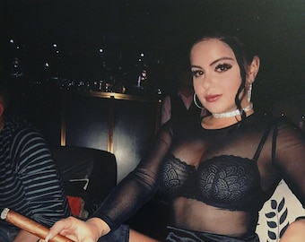 Ariel Winter Signed 8x10 Photo - W/ A-1COA Authentic Autograph