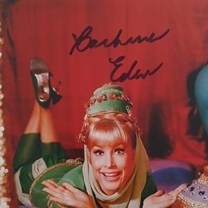 Barbara Eden Signed 8x10 Photo - Beckett BAS Authentic Autograph