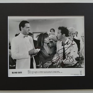 Kim Basinger Signed 8x10 Photo (11x14 Display Mat) Vintage Authentic Autograph W/ A1COA &quot;Bruce Willis&quot;