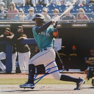 Julio Rodriguez Signed 8x10 Photo - Beckett BAS Authentic Autograph
