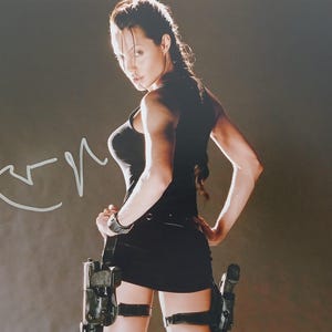 Angelina Jolie Signed 8x10 Photo - Beckett BAS Authentic Autograph