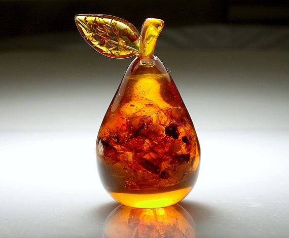 Amber pear