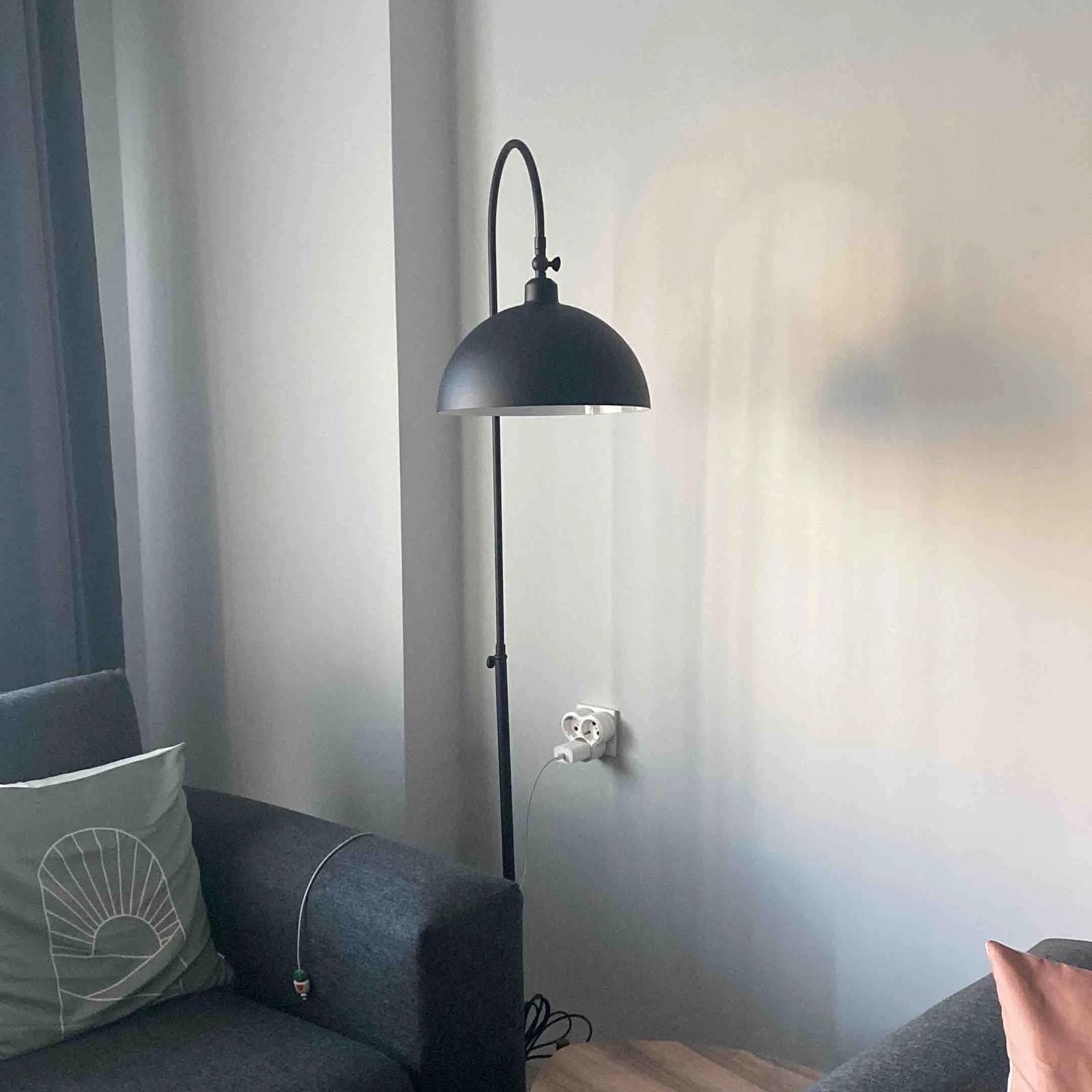 購入 フロアランプ たまねぎ型 メタル ブラック il_fullxfull