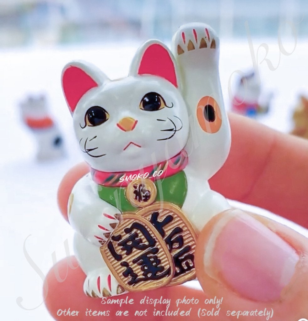 2021 Discontinued Popular Dollhouse: Lucky Cat Maneki Neko