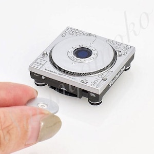 2020 Re-issued Technics Miniature Cellection Ver.1 - No.4 SL-DZ1200 Direct Drive Turntable